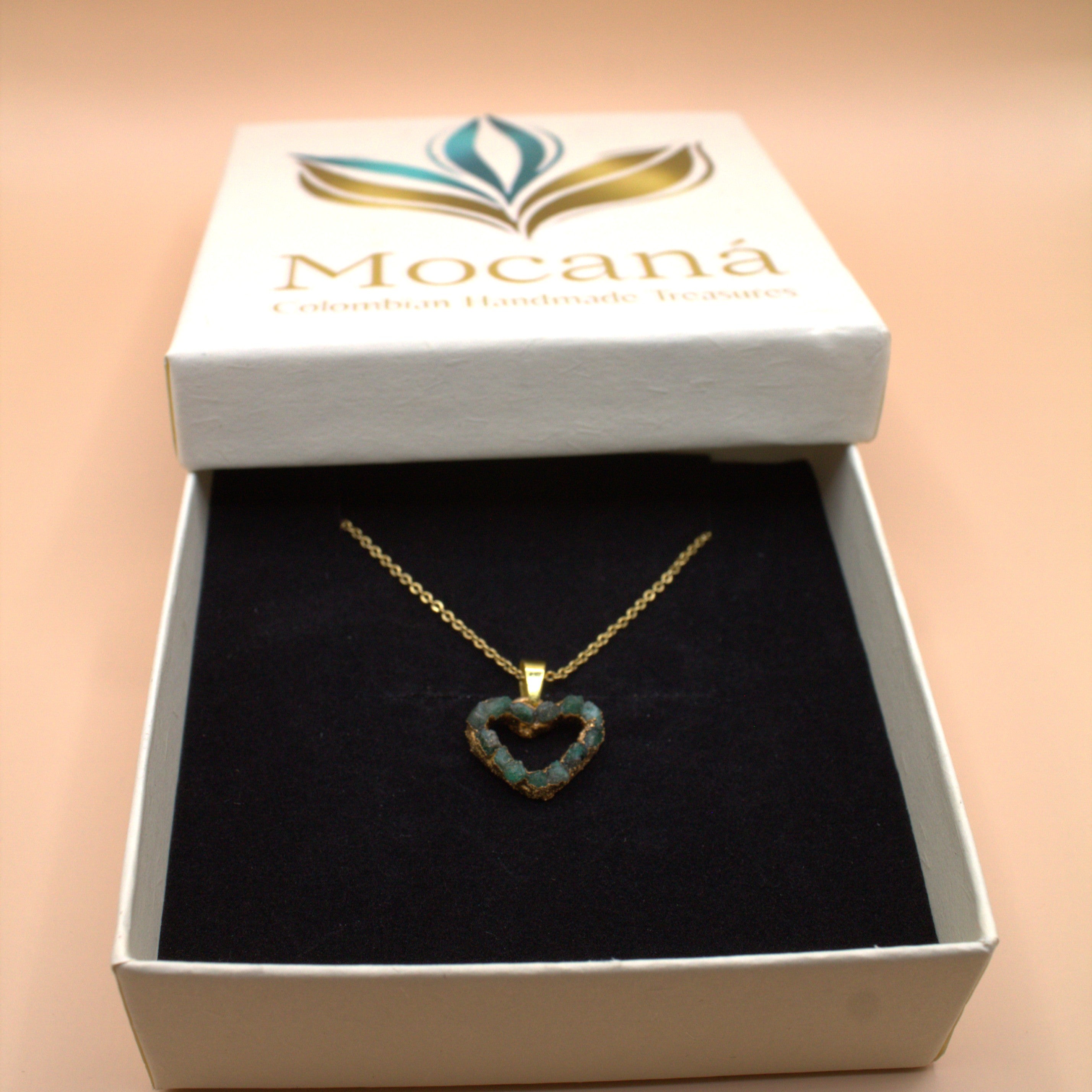 Corazon Necklace