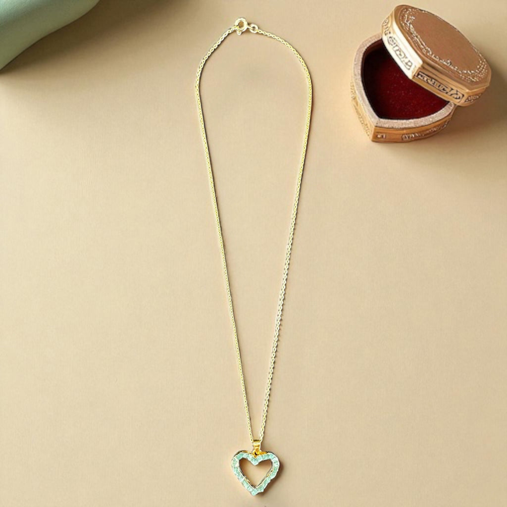 Essence Corazon Necklace
