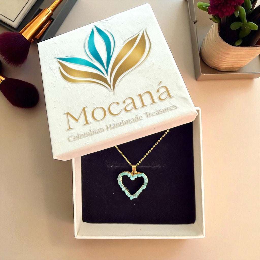 Essence Corazon Necklace