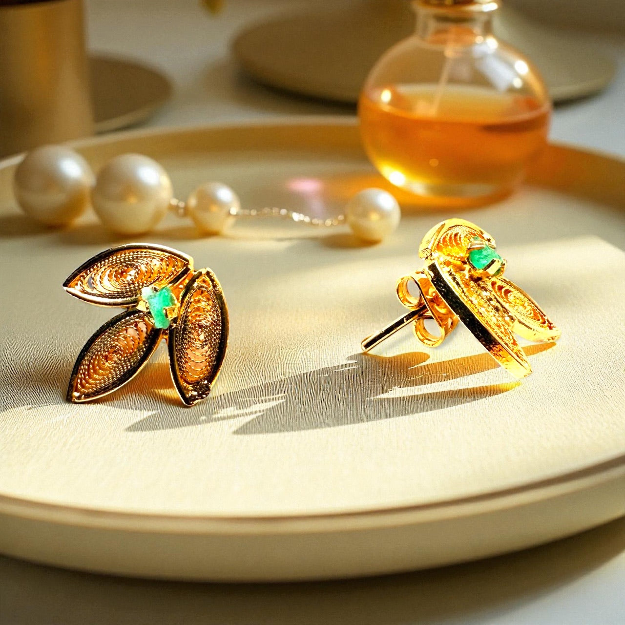 Filigree Hojas Earrings