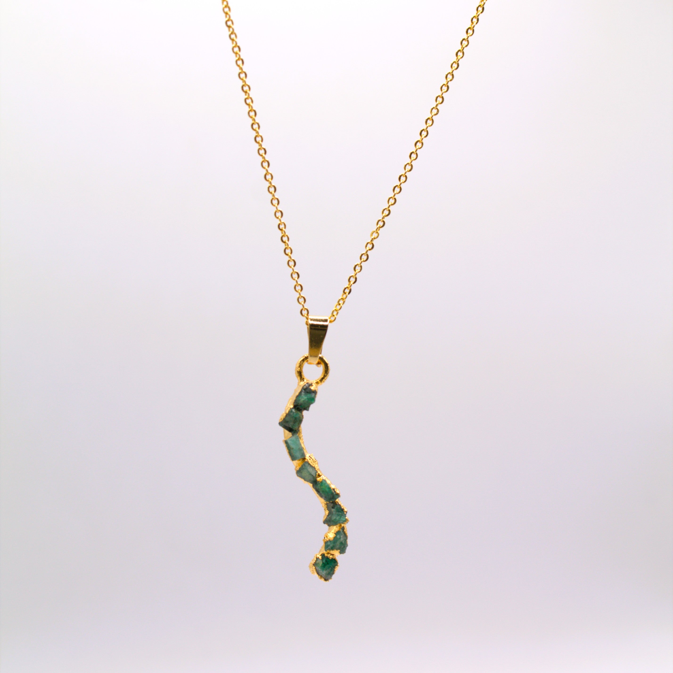 Linea Necklace