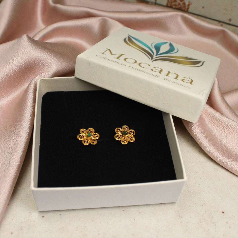 Natura Studs